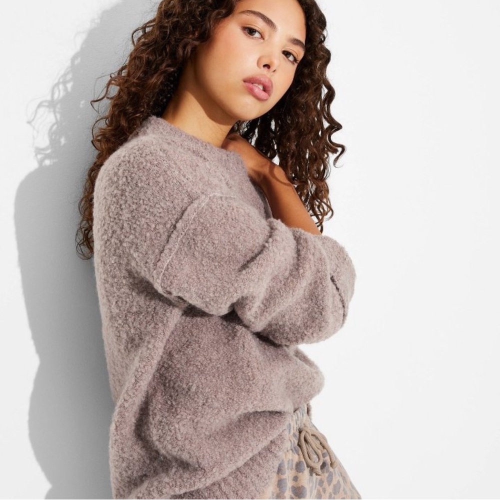 Cozy Women's Sweater in Soft Brown